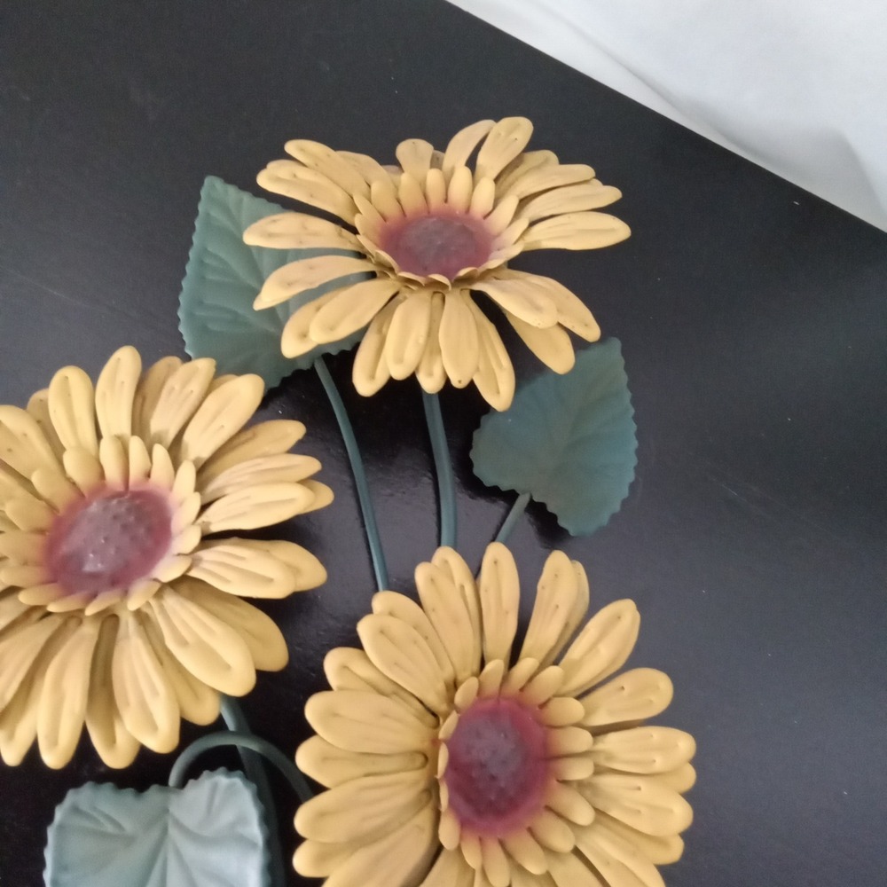Yellow Metal Sunflower Wall Art Rustic Floral Garden Decor Hanging Sculpture - Picture 5 of 5